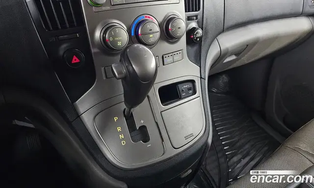 Hyundai Starex 2014 2.5 АКПП, миниатюра 9