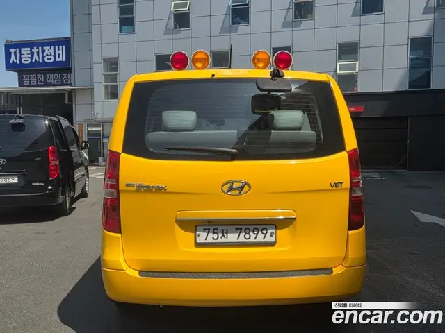 Hyundai Starex 2016 2.5 АКПП, миниатюра 6