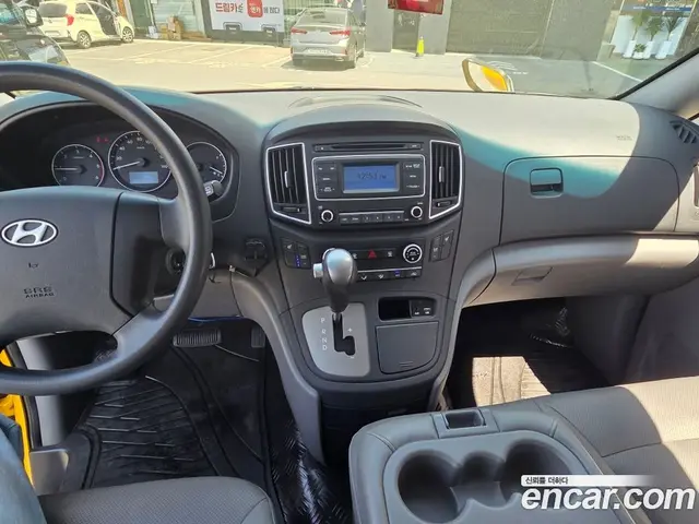 Hyundai Starex 2016 2.5 АКПП, миниатюра 7