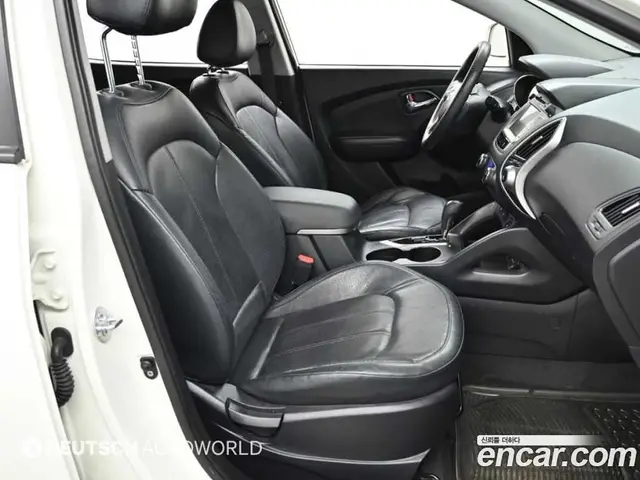 Hyundai Tucson 2010 2.0 АКПП, миниатюра 10