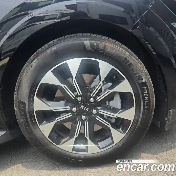 Kia Carnival 2021 2.2 АКПП, фото 6
