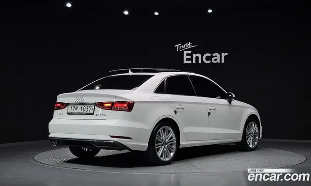Audi A3 2018 2.0 АКПП, миниатюра 2