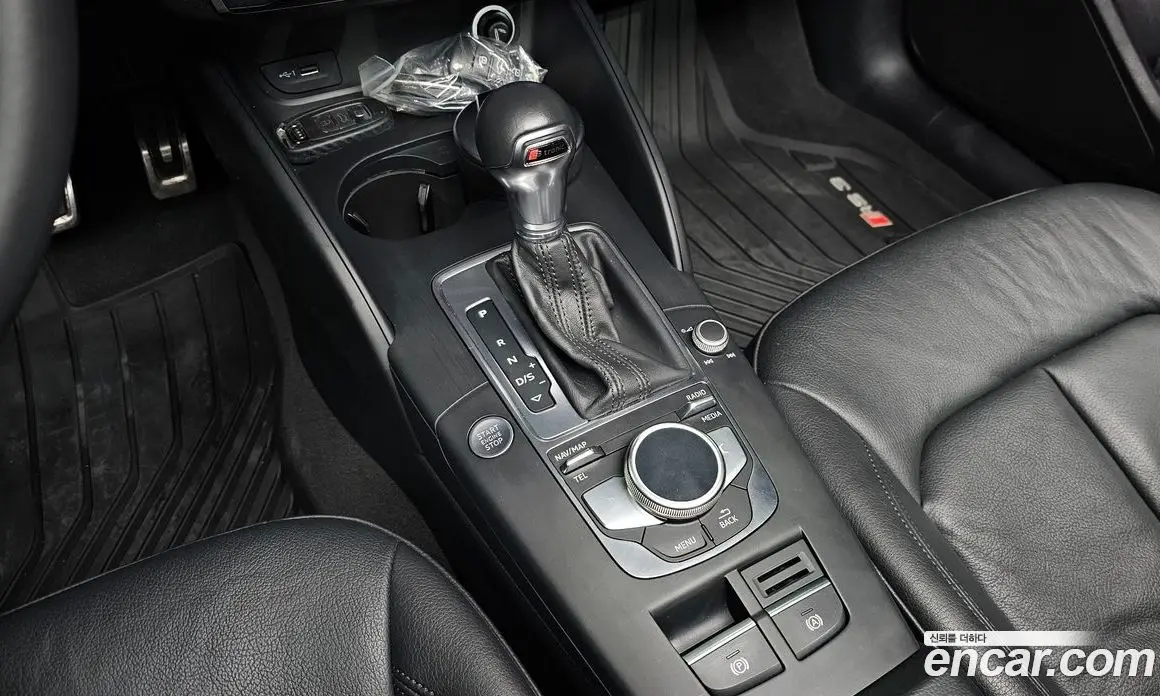 Audi A3 2018 2.0 АКПП, фото 12