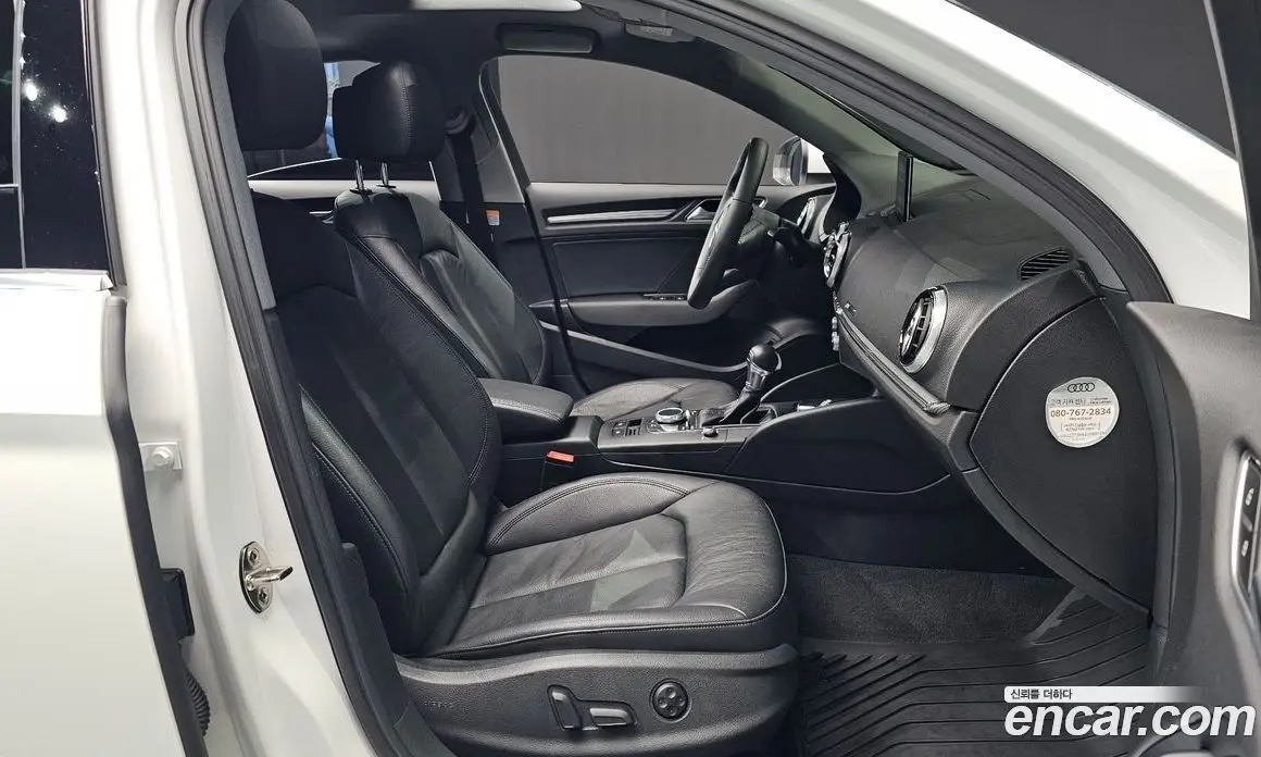Audi A3 2018 2.0 АКПП, фото 18