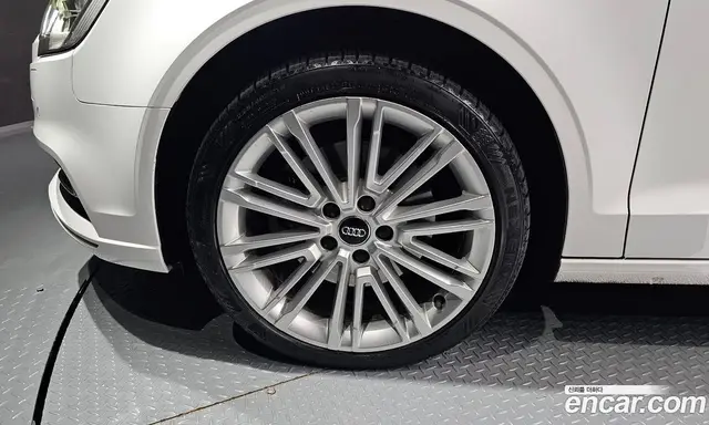 Audi A3 2018 2.0 АКПП, миниатюра 5