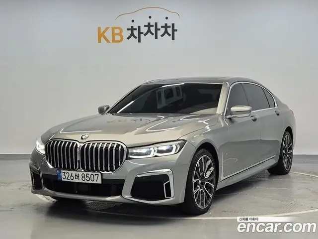 BMW 7 серия, 2022, 73 476 км