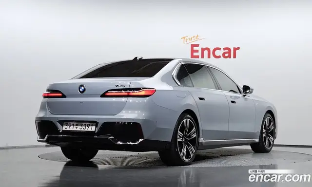 BMW 7 серия 2023 3.0 АКПП, миниатюра 2