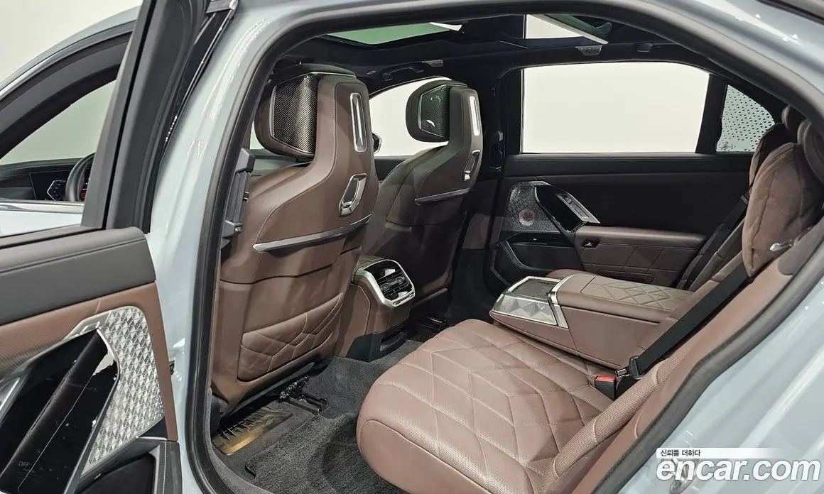 BMW 7 серия 2023 3.0 АКПП, фото 18