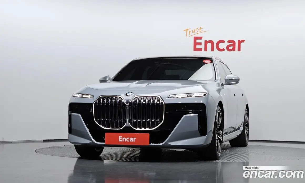 BMW 7 серия 2023 3.0 АКПП, фото 3