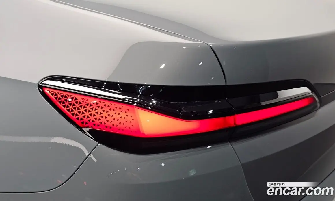 BMW 7 серия 2023 3.0 АКПП, фото 9