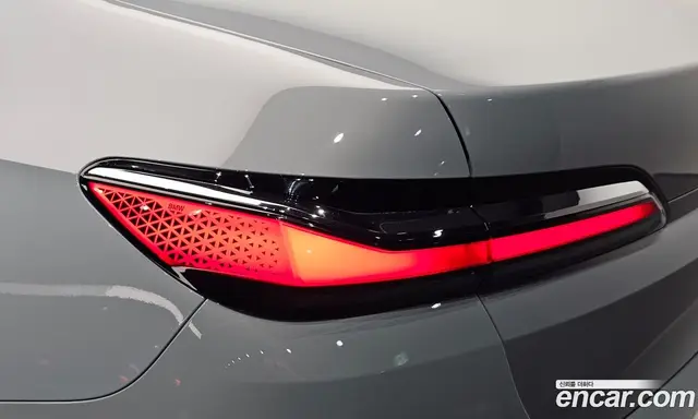 BMW 7 серия 2023 3.0 АКПП, миниатюра 9