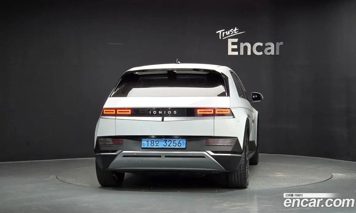 Hyundai Ioniq 5 2023 0.1 АКПП, фото 3