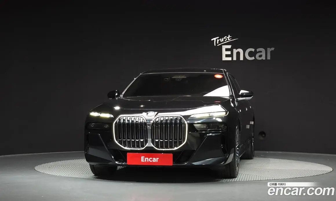 BMW 7 серия 2023 3.0 АКПП, фото 3
