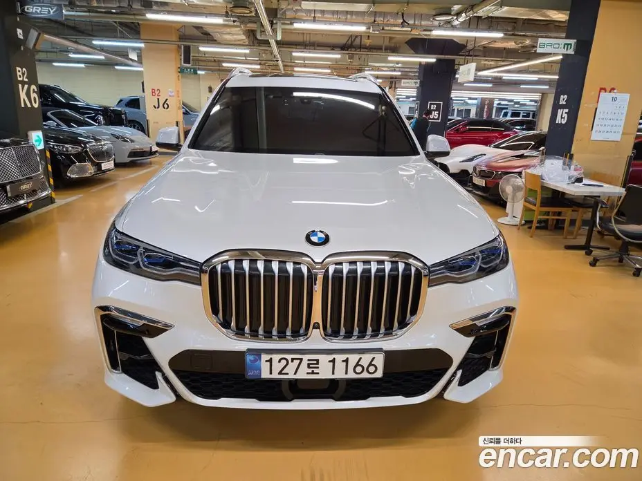 BMW X7 2021 3.0 АКПП, фото 3