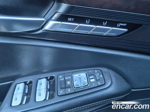 Genesis EQ900 2018 3.8 АКПП, миниатюра 10