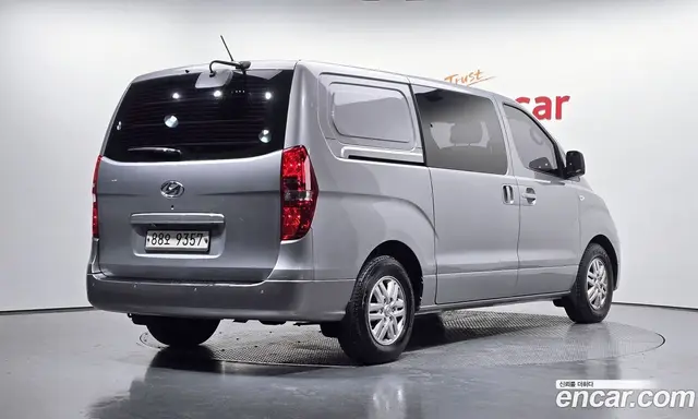 Hyundai Starex 2016 2.5 АКПП, миниатюра 2