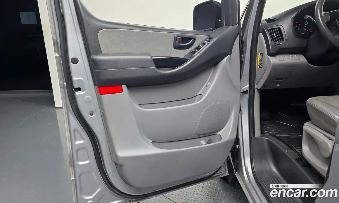 Hyundai Starex 2016 2.5 АКПП, фото 14