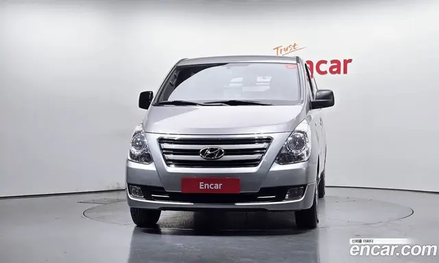 Hyundai Starex 2016 2.5 АКПП, миниатюра 3