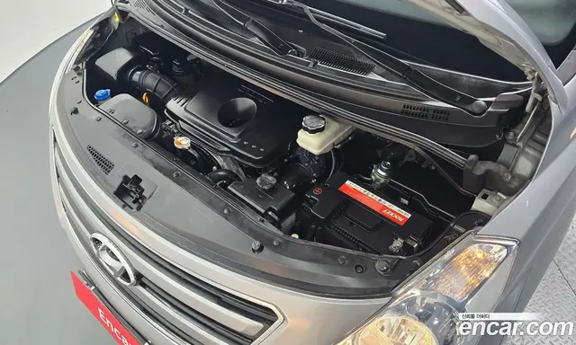 Hyundai Starex 2016 2.5 АКПП, миниатюра 6