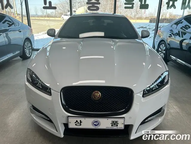 Jaguar XF 2015 3.0 АКПП, миниатюра 2 Jaguar XF 2015 3.0 АКПП, миниатюра 2