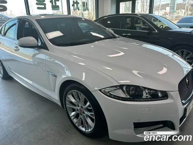 Jaguar XF 2015 3.0 АКПП, миниатюра 3 Jaguar XF 2015 3.0 АКПП, миниатюра 3