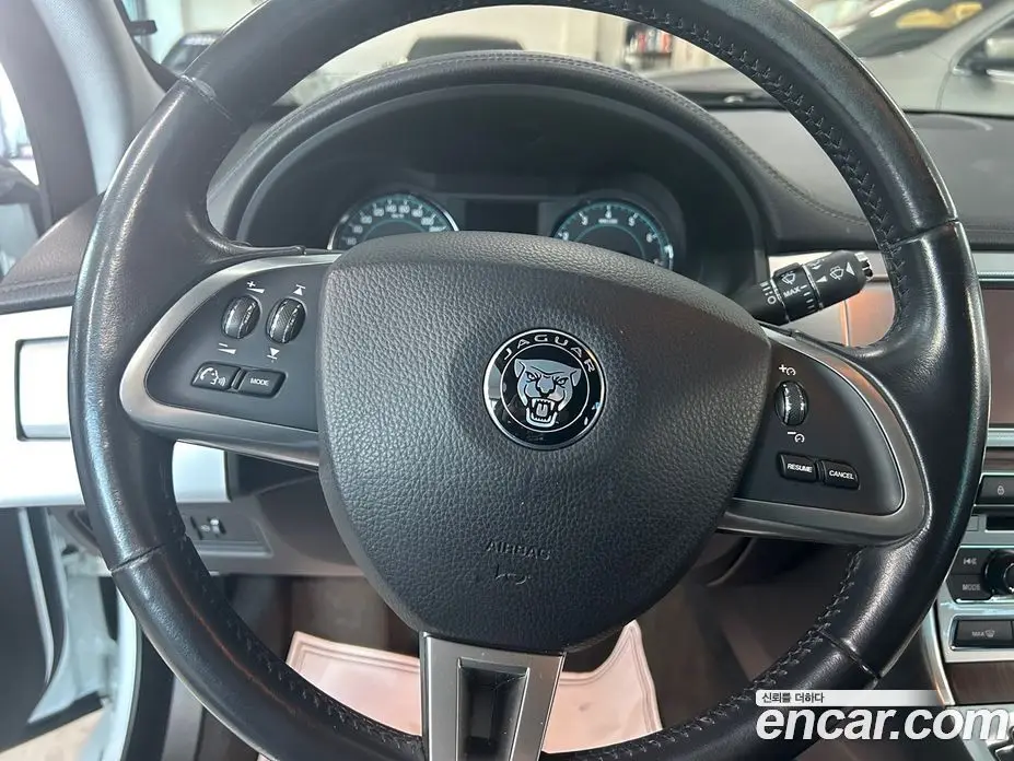 Jaguar XF 2015 3.0 АКПП, фото 5 Jaguar XF 2015 3.0 АКПП, фото 5