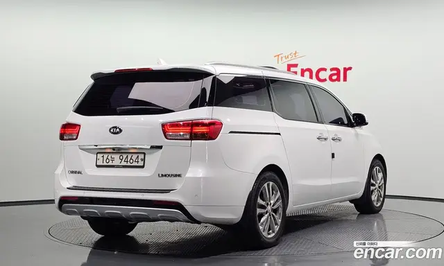 Kia Carnival 2018 2.2 АКПП, миниатюра 2