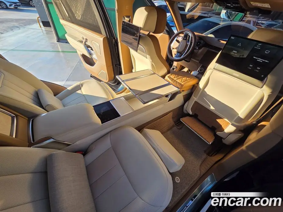 Land Rover Range Rover 2023 4.4 АКПП, фото 11
