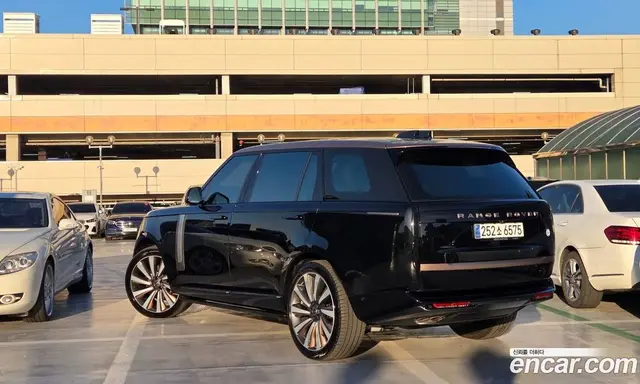 Land Rover Range Rover 2023 4.4 АКПП, миниатюра 6