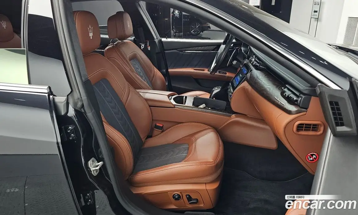 Maserati Quattroporte 2019 3.0 АКПП, фото 15