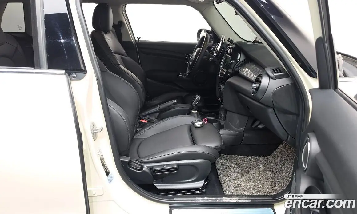 Mini Cooper 2019 1.5 АКПП, фото 16