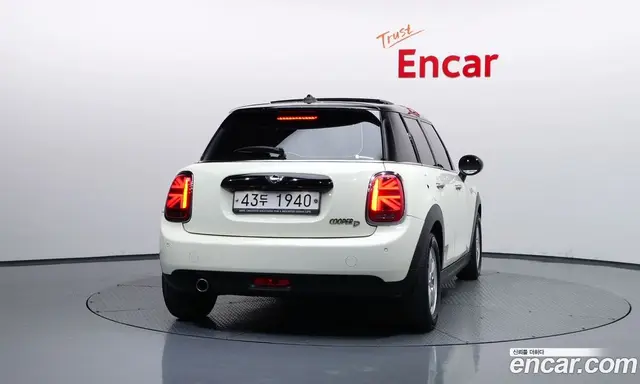 Mini Cooper 2019 1.5 АКПП, миниатюра 4