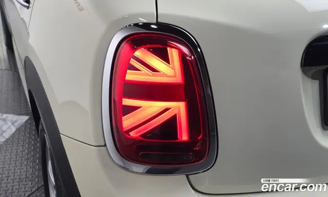 Mini Cooper 2019 1.5 АКПП, миниатюра 9