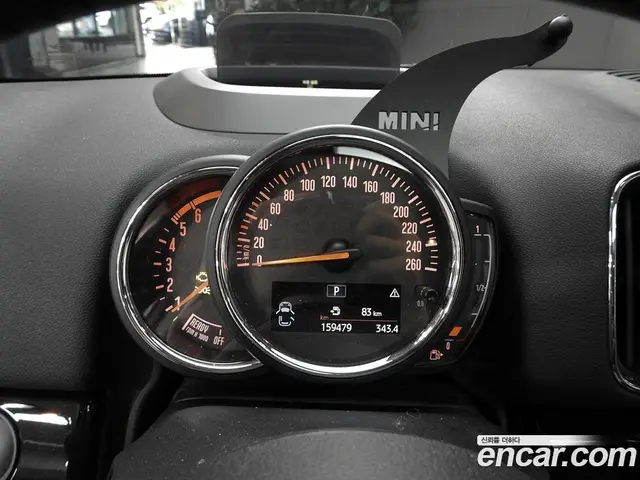 Mini Countryman 2019 2.0 АКПП, миниатюра 8