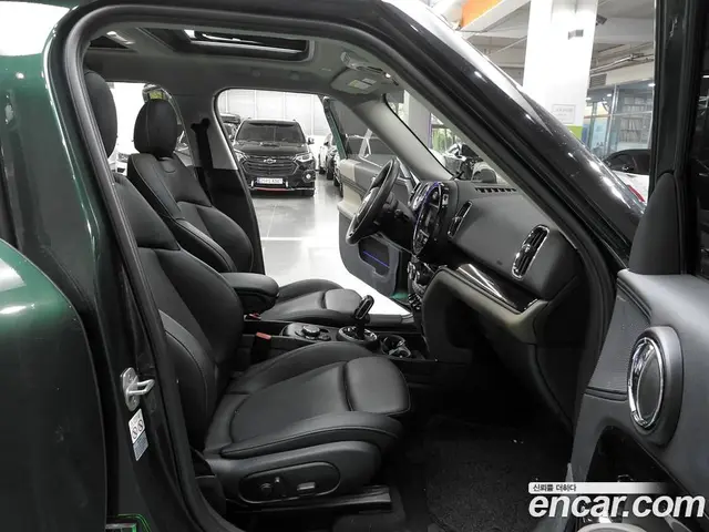 Mini Countryman 2019 2.0 АКПП, миниатюра 10