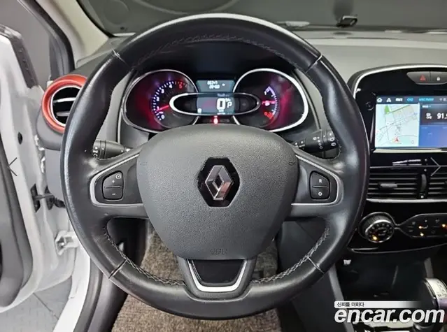 Renault (Samsung) Clio 2018 1.5 АКПП, миниатюра 9