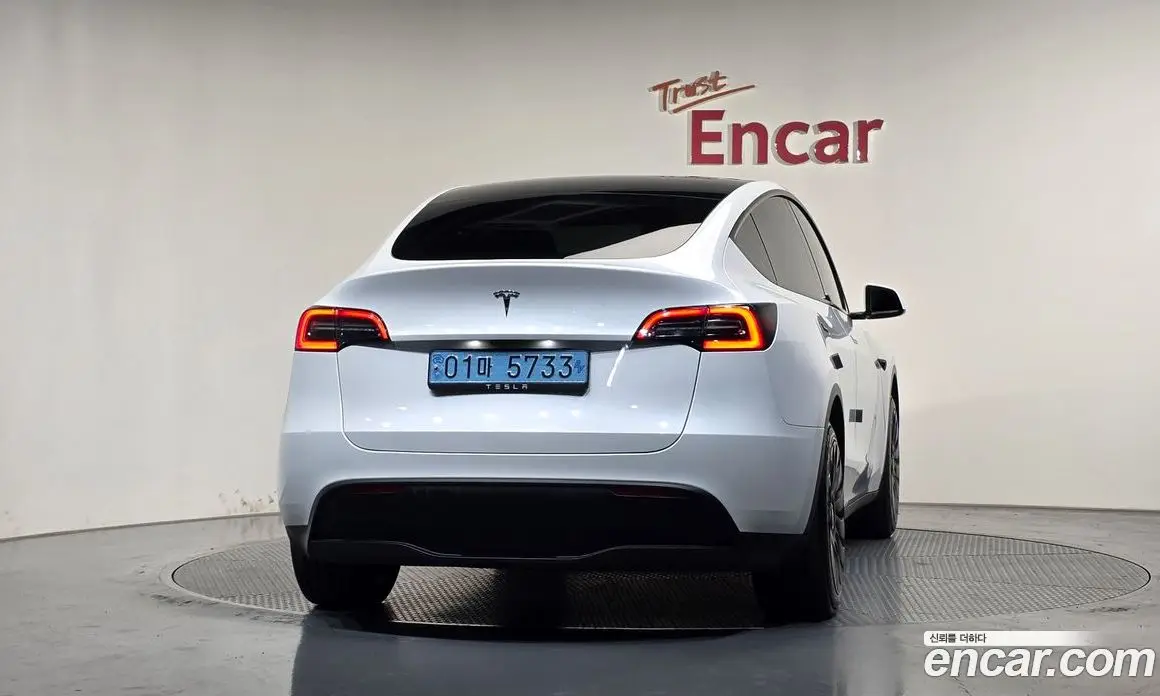 Tesla Model Y 2023 0.2 АКПП, фото 3 Tesla Model Y 2023 0.2 АКПП, фото 3