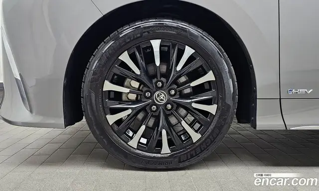 Toyota Alphard 2023 2.5 АКПП, миниатюра 4