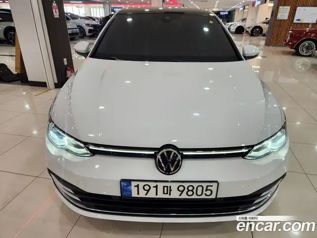 Volkswagen Golf 2023 2.0 АКПП, миниатюра 3