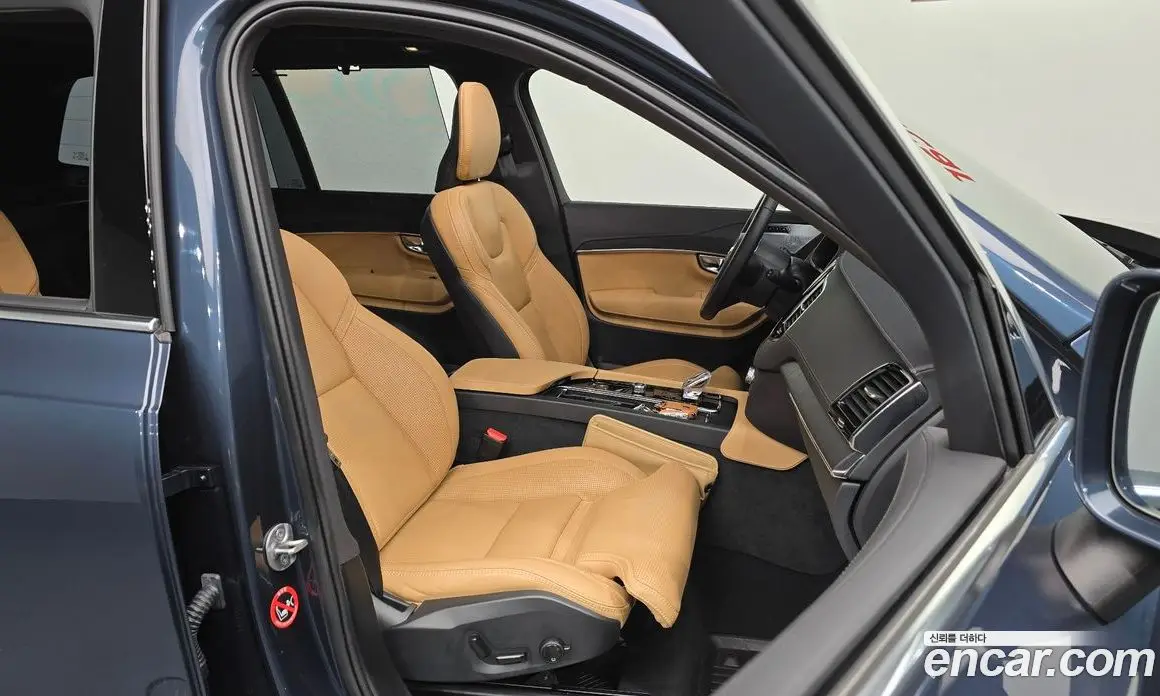 Volvo XC90 2025 2.0 АКПП, фото 15