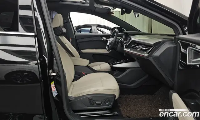 Audi Q4 e-tron 2023 0.2 АКПП, миниатюра 11