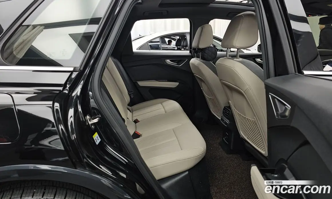 Audi Q4 e-tron 2023 0.2 АКПП, фото 12