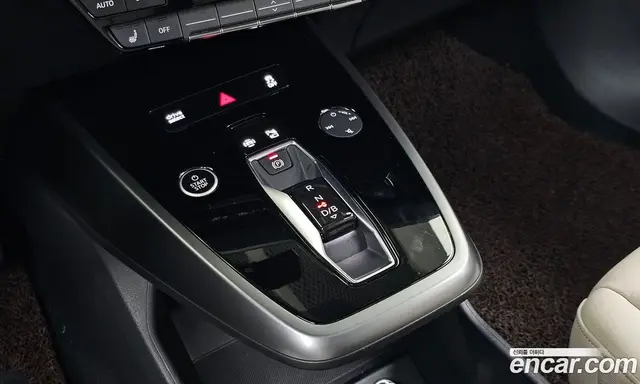 Audi Q4 e-tron 2023 0.2 АКПП, миниатюра 9
