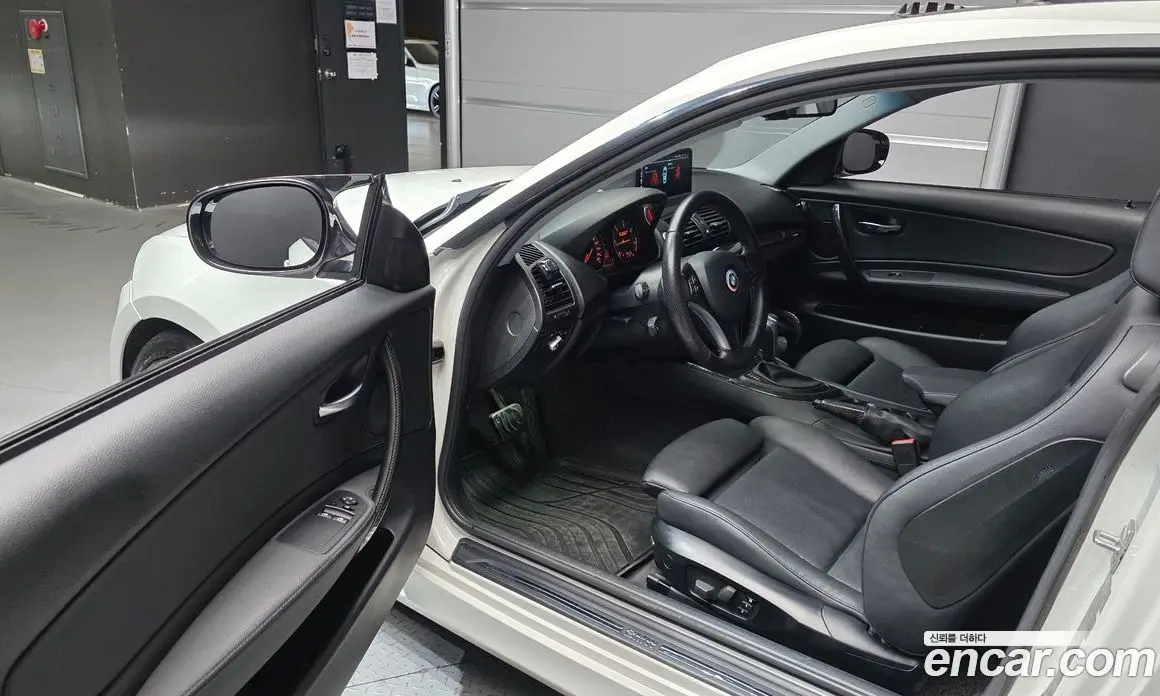 BMW 1 серия 2011 2.0 АКПП, фото 10