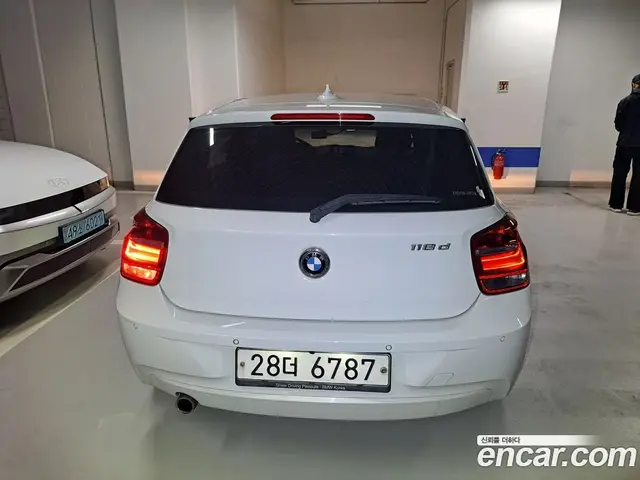 BMW 1 серия 2013 2.0 АКПП, миниатюра 3