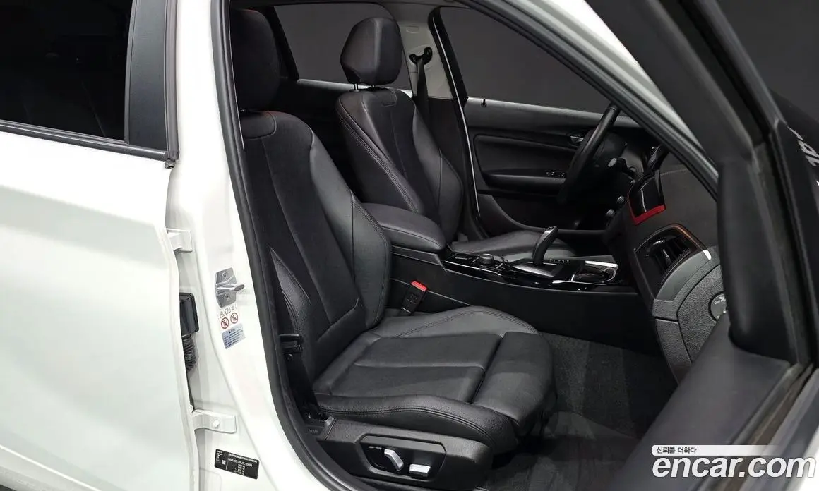 BMW 1 серия 2018 2.0 АКПП, фото 16