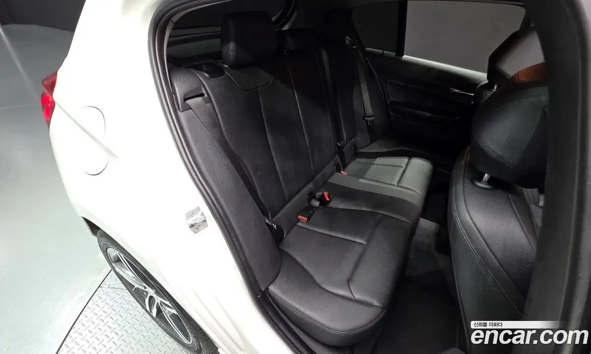 BMW 1 серия 2018 2.0 АКПП, фото 17