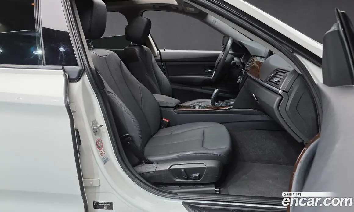 BMW 3 серия 2015 2.0 АКПП, фото 11