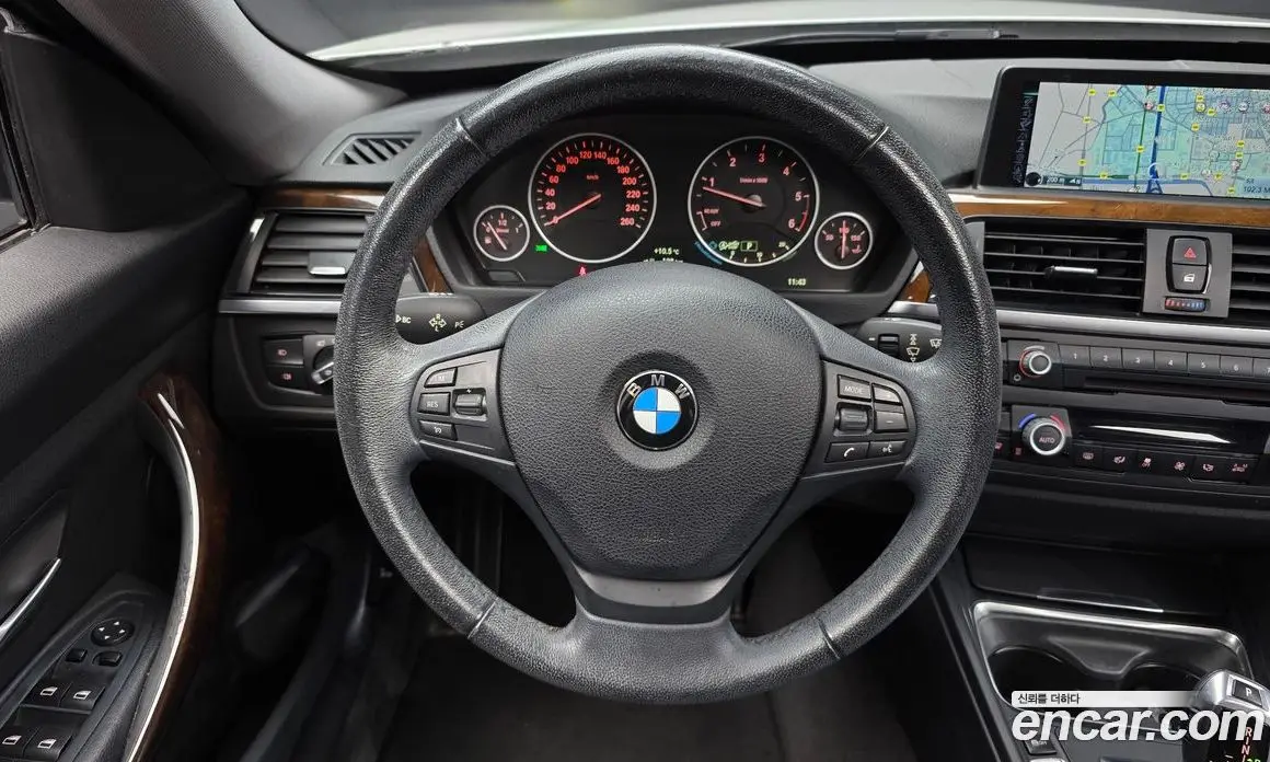 BMW 3 серия 2015 2.0 АКПП, фото 13