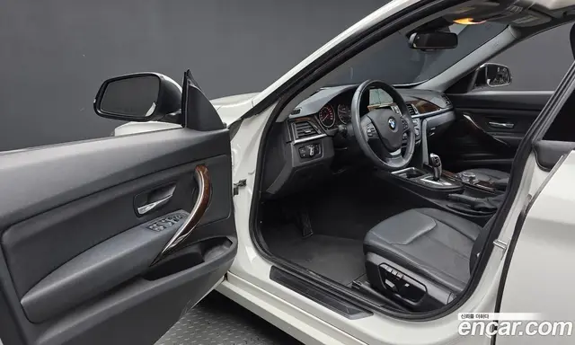 BMW 3 серия 2015 2.0 АКПП, миниатюра 10